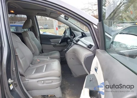 2014 Honda Odyssey Touring/Touring Elite from USA, damaged, VIN 5FNRL5H97EB102659